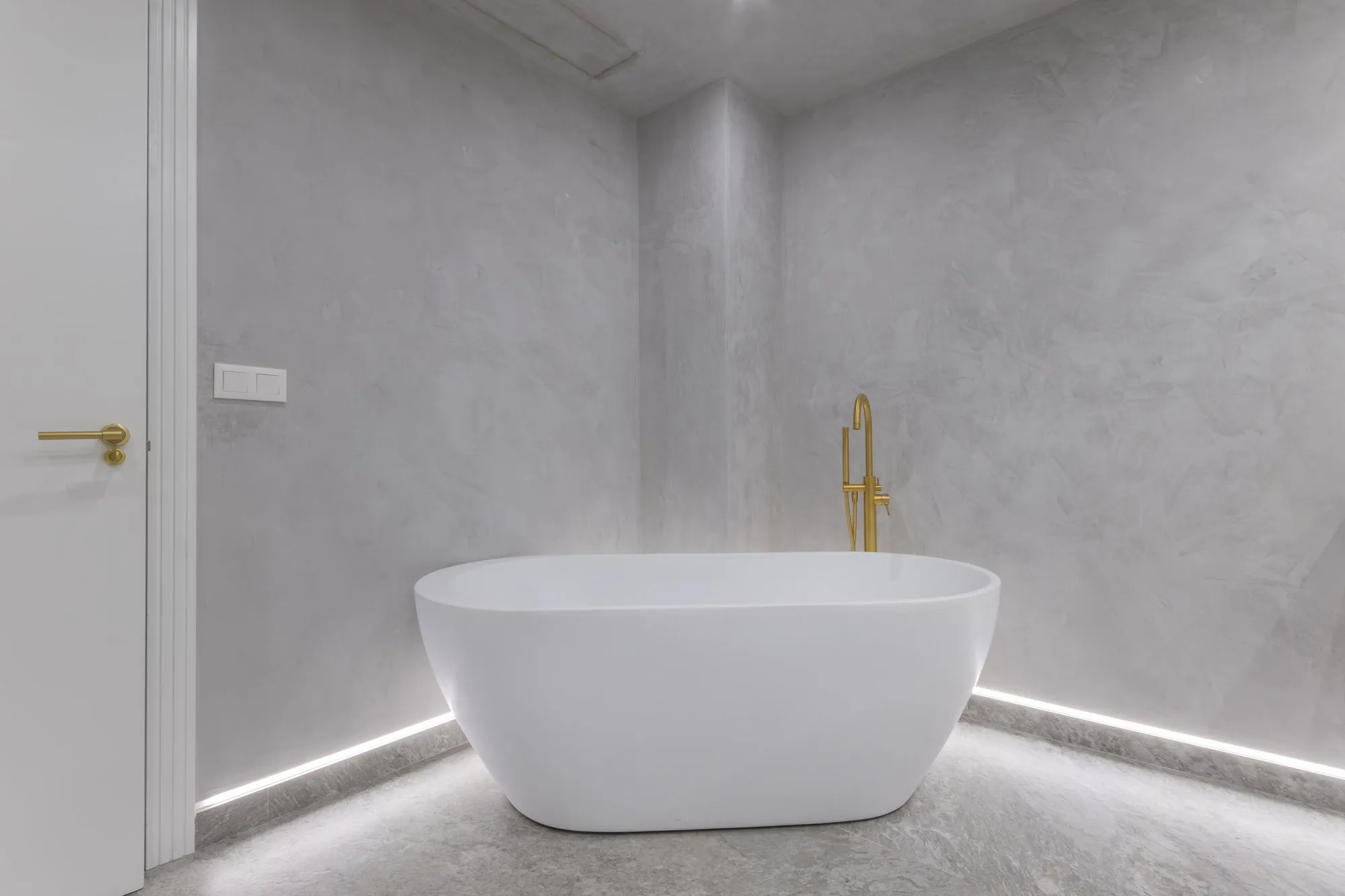 Bañera exenta, casa Bescansa Sevilla — Stylo 10
