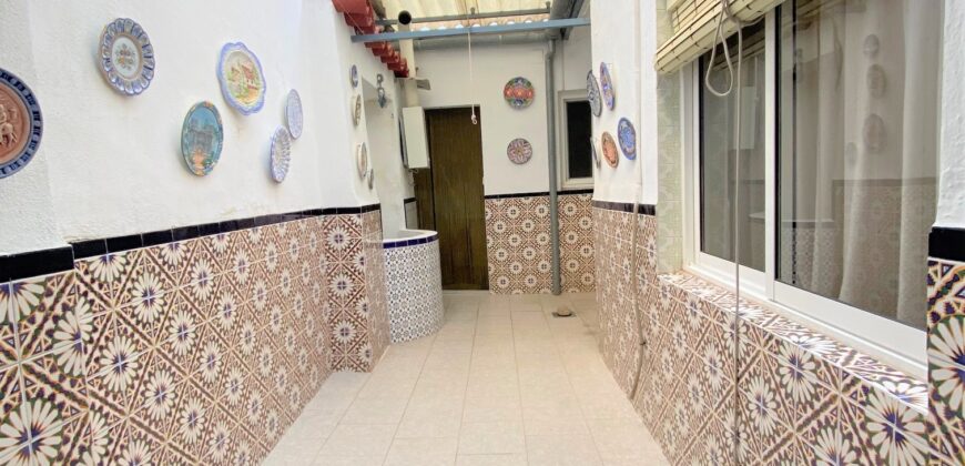 Casa en Villa Del Río. Reformada en 2008